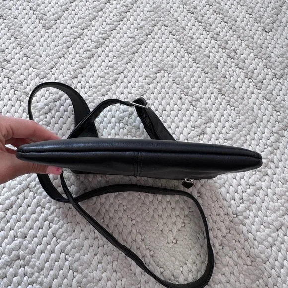 Radley London Small Black Leather Crossbody Bag - Picture 8 of 8